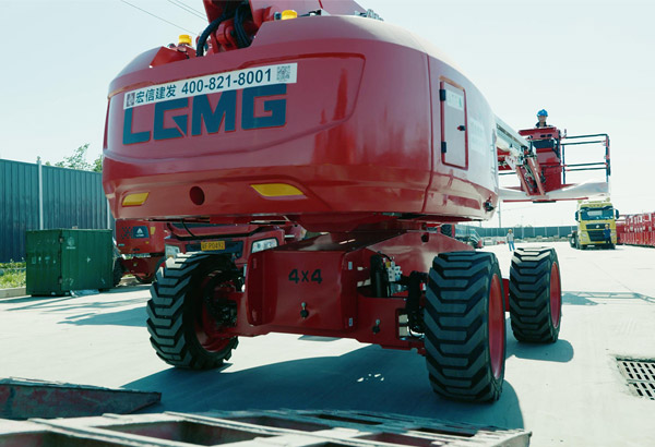 完美电竞重机发车视频